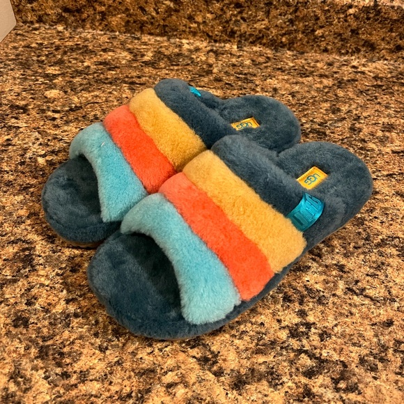 UGG Shoes Mens Ugg Slippers Poshmark